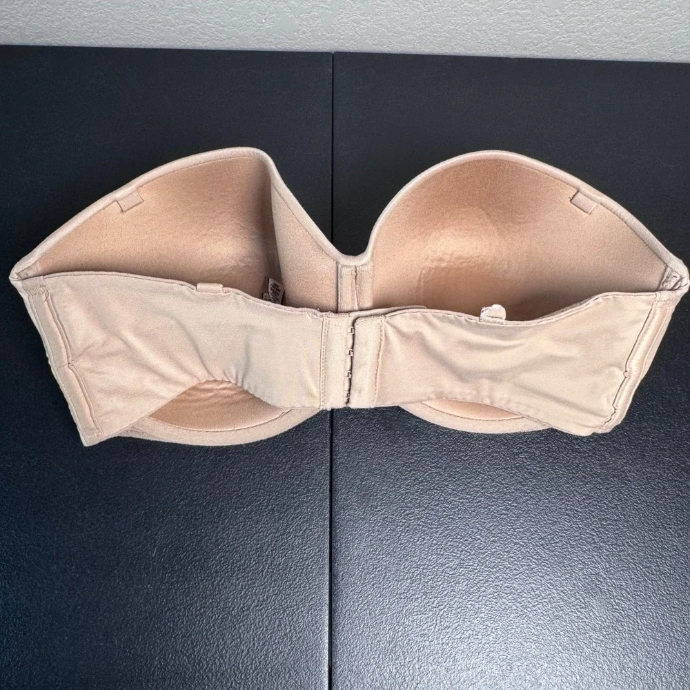 Victorias Secret Body by Victoria Lined Strapless Bra Beige Molded‎ Wide Band